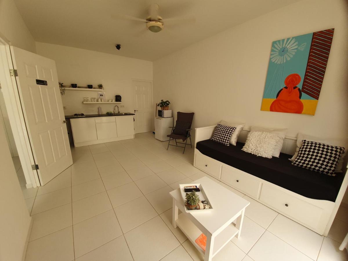 A2 Apartment Budget At Jan Thiel Curacao Exterior foto